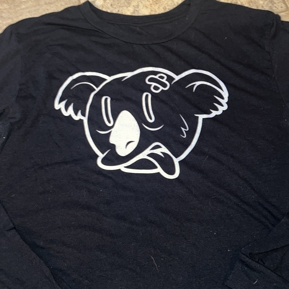 Just USA Black long sleeve lightweight Tshirt with fun graphic in size large!